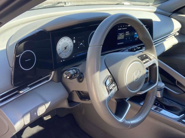 Certified 2024 Hyundai Elantra SEL w/ Convenience Package image 12