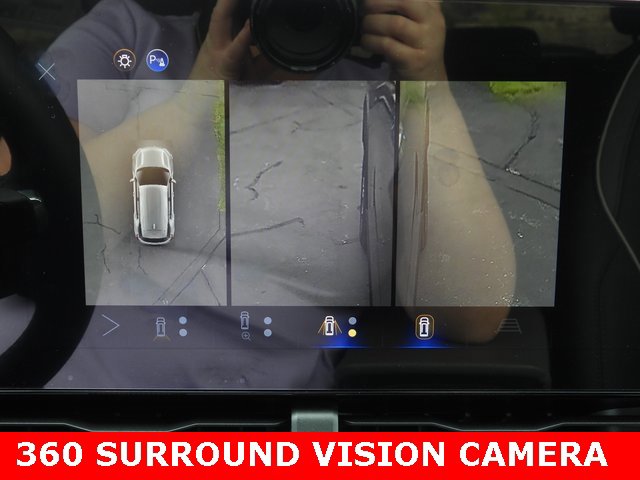 New 2026 Chevrolet Equinox LT w/ Safety and Technology Package image 10