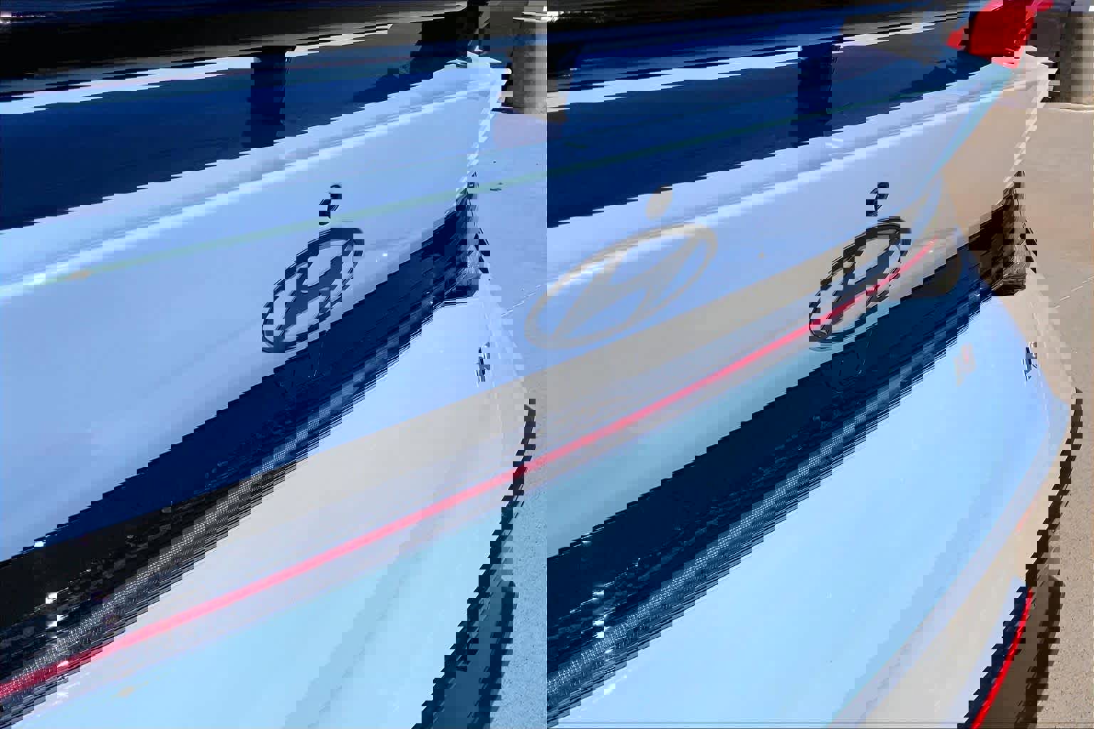 Used 2025 Hyundai Elantra N image 29