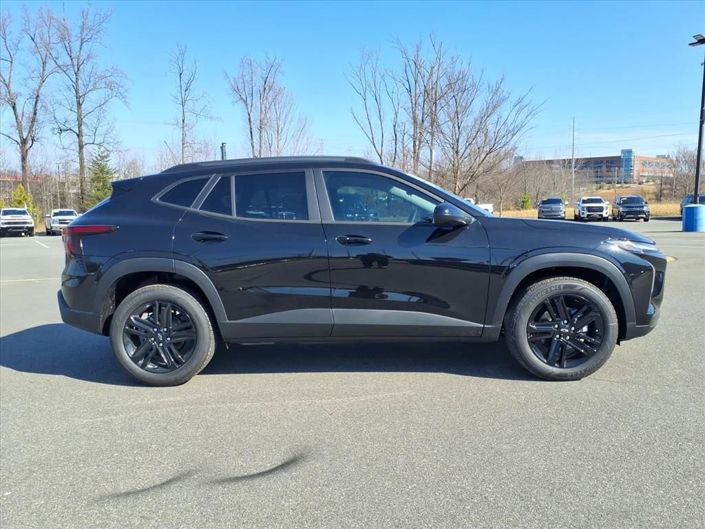 New 2026 Chevrolet Trax ACTIV w/ Sunroof Package image 25
