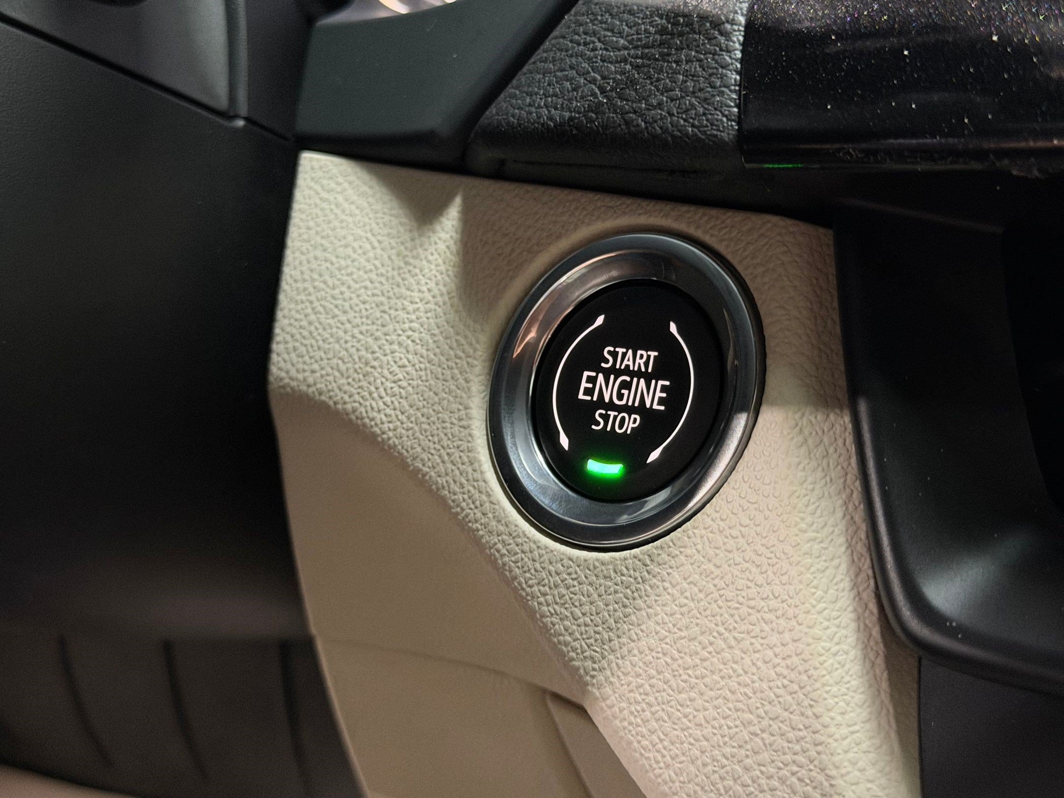 Used 2026 Cadillac CT4 Luxury RWD image 30