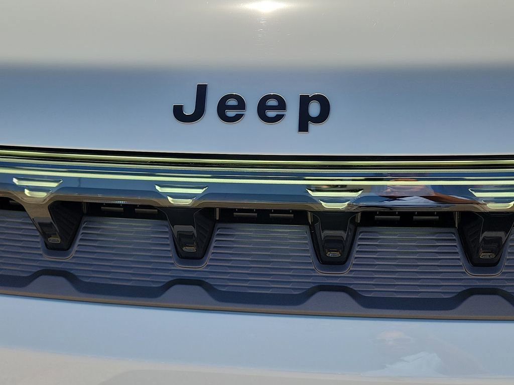 New 2026 Jeep Grand Wagoneer Limited image 8