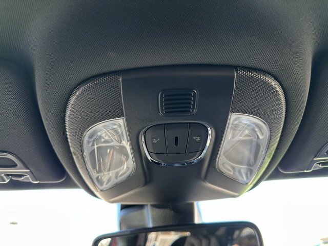 Used 2024 Jeep Compass Latitude image 36