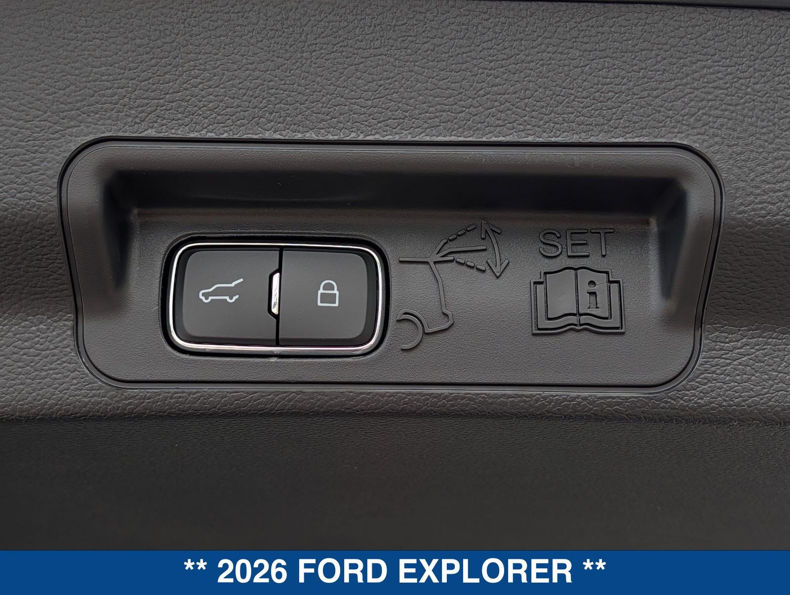New 2026 Ford Explorer Active w/ Active Comfort Package RWD image 16