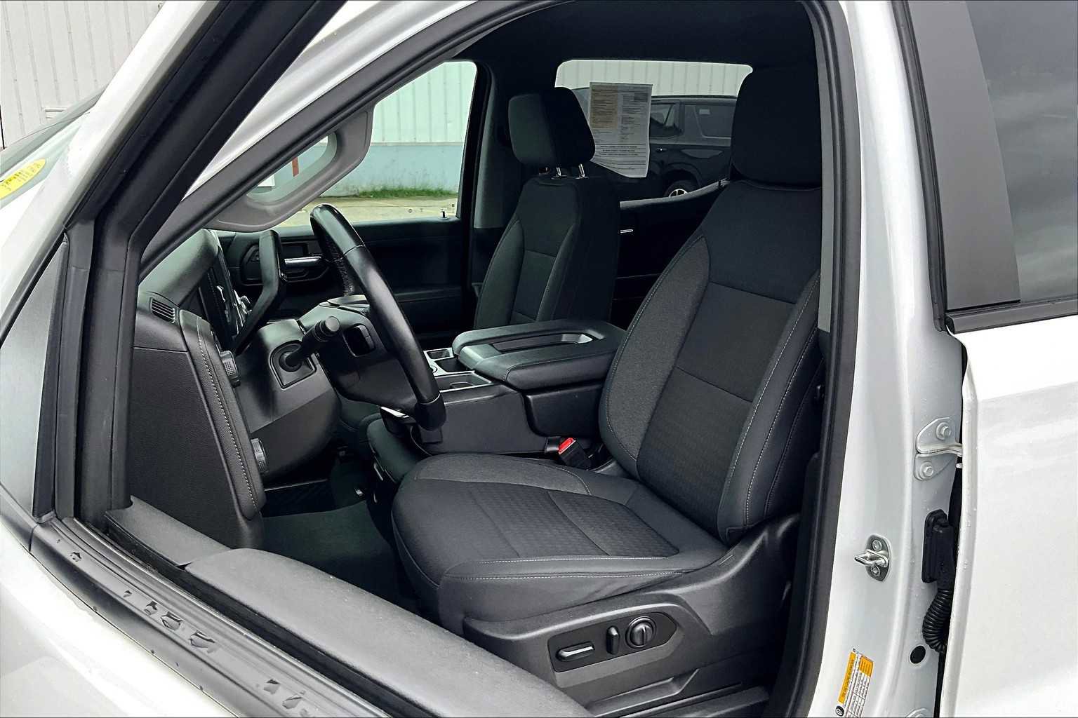 Used 2021 Chevrolet Silverado 1500 RST image 10