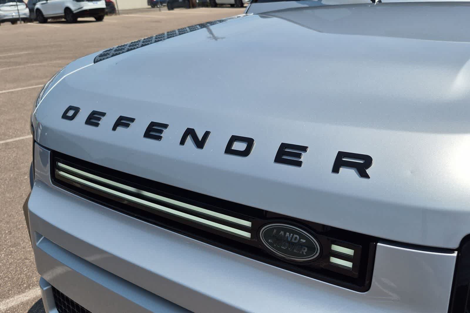 Used 2021 Land Rover Defender 110 S AWD/4WD image 12