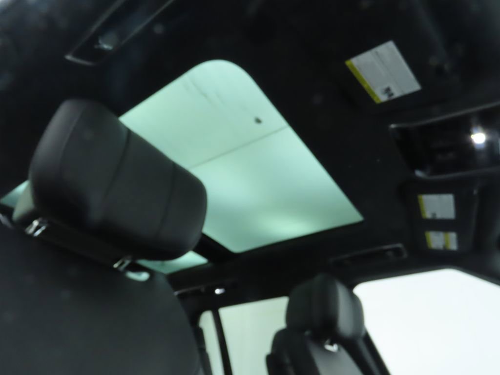 New 2025 Land Rover Range Rover Autobiography image 19