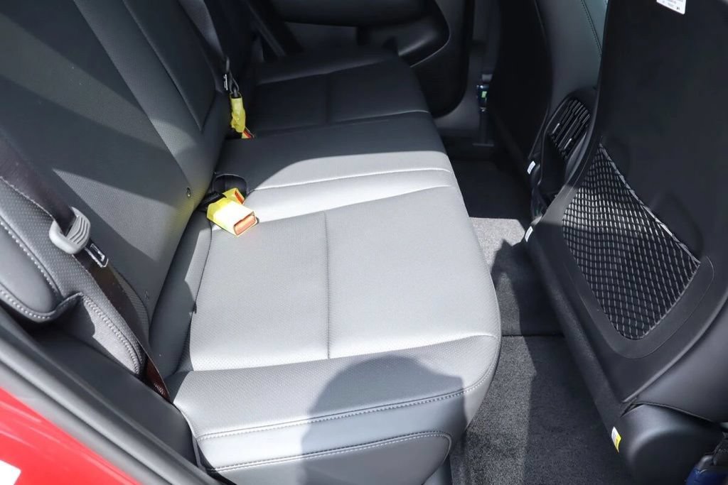 New 2026 Hyundai Kona Limited FWD image 18