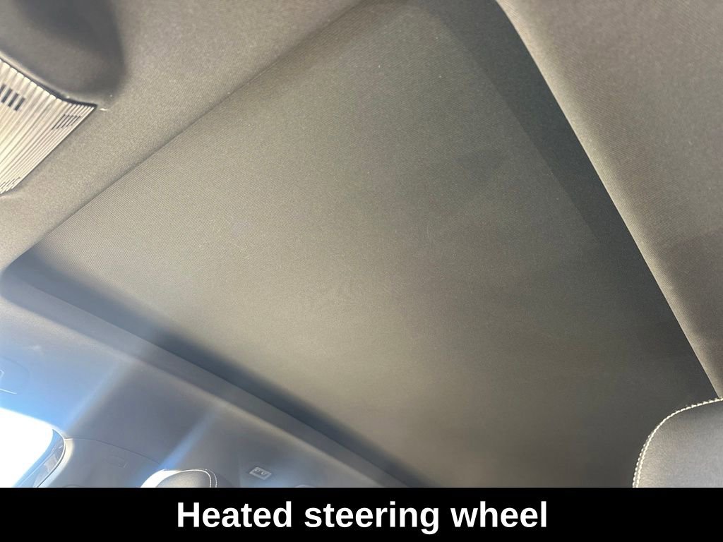 Used 2025 Volkswagen Atlas Cross Sport SEL image 17