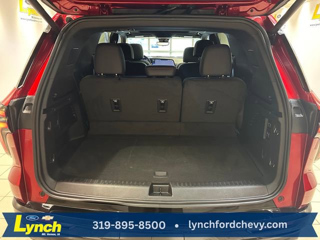 Used 2024 Chevrolet Traverse RS w/ LPO, Floor Liner Package AWD/4WD image 25