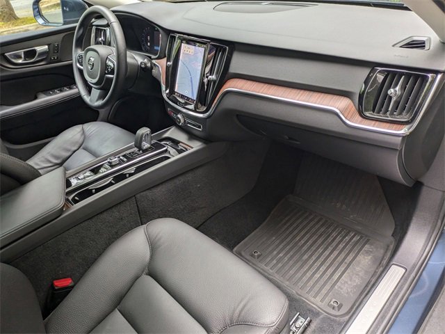 Certified 2024 Volvo V60 B5 Cross Country Plus image 29
