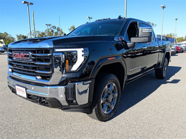 Used 2025 GMC Sierra 2500 SLT w/ SLT Premium Package image 8