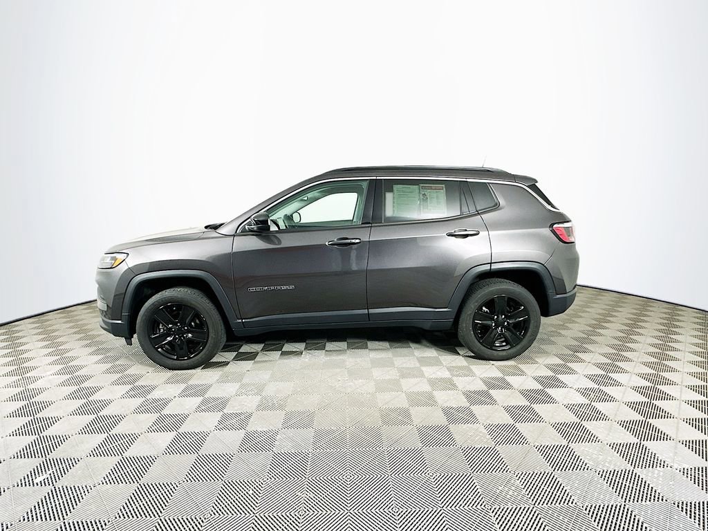 Certified 2022 Jeep Compass Latitude w/ Convenience Group image 7