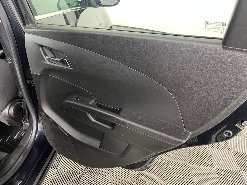 Used 2013 Chevrolet Sonic LT image 14