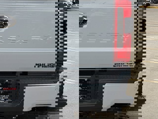 New 2026 Ford F250 Lariat w/ Black Appearance Package AWD/4WD image 12