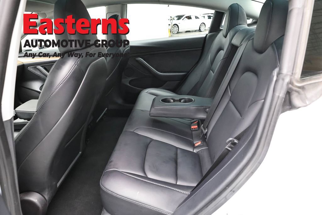 Used 2023 Tesla Model 3 Standard Range image 16
