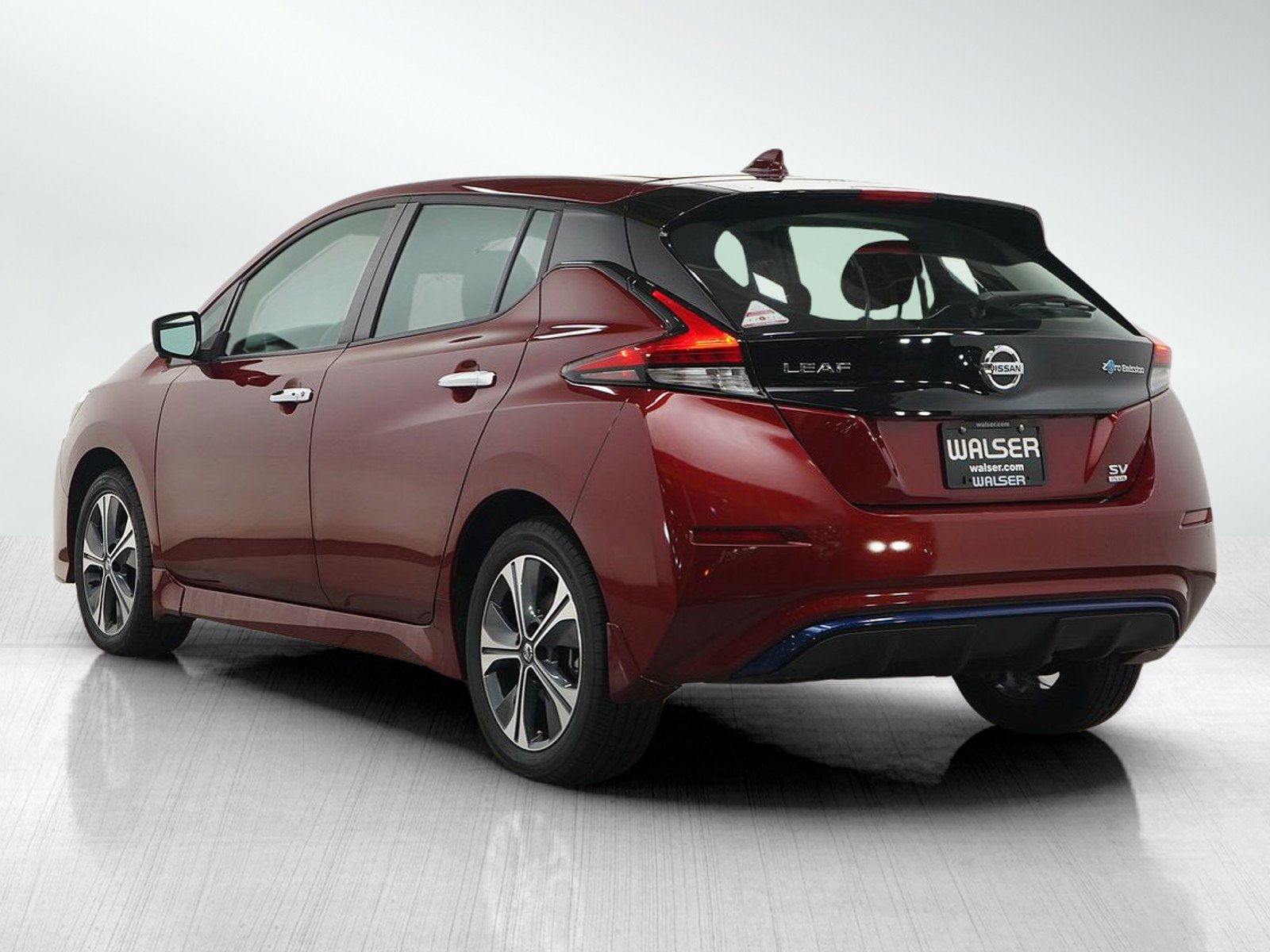 Used 2020 Nissan Leaf SV Plus w/ SV Plus Technology Package FWD image 3