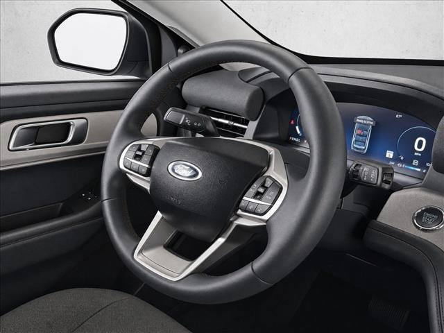 Used 2025 Ford Explorer Active RWD image 25
