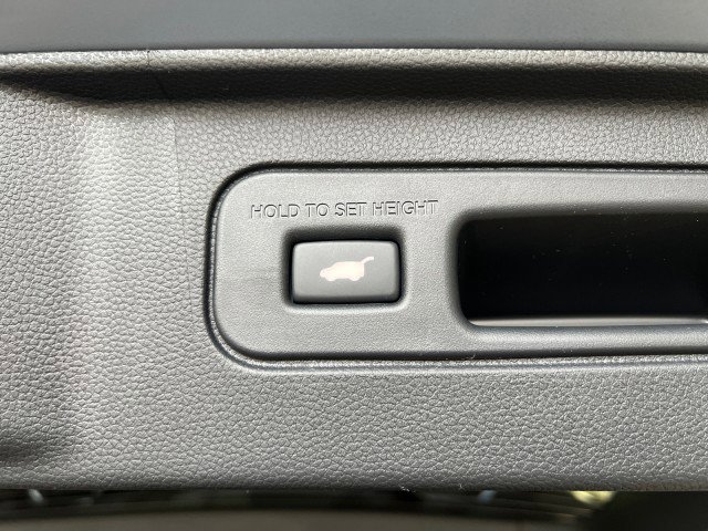 New 2026 Honda Pilot Touring image 13