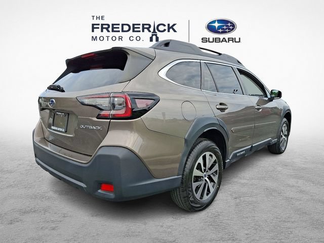 Used 2023 Subaru Outback Premium AWD/4WD image 4