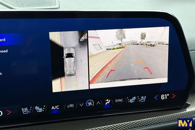 Certified 2025 Chevrolet Traverse High Country image 29