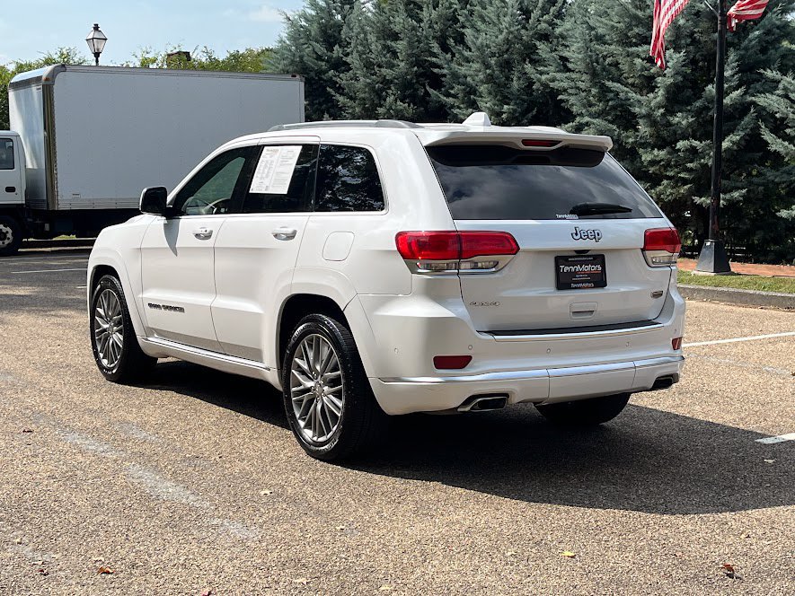 Used 2018 Jeep Grand Cherokee Summit w/ Platinum Series Group AWD/4WD image 24