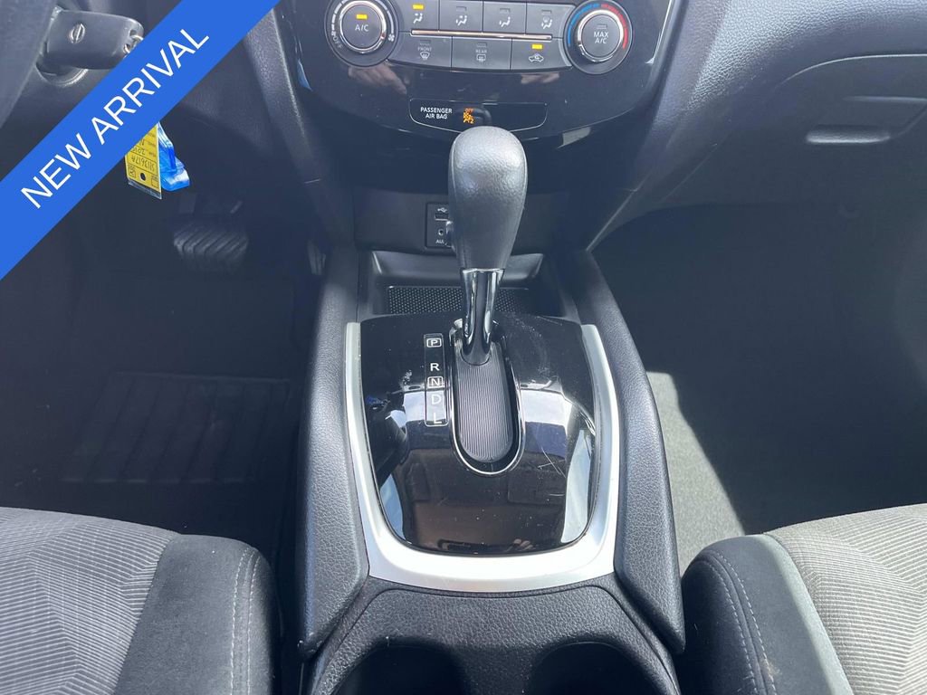 Used 2015 Nissan Rogue S AWD/4WD image 15