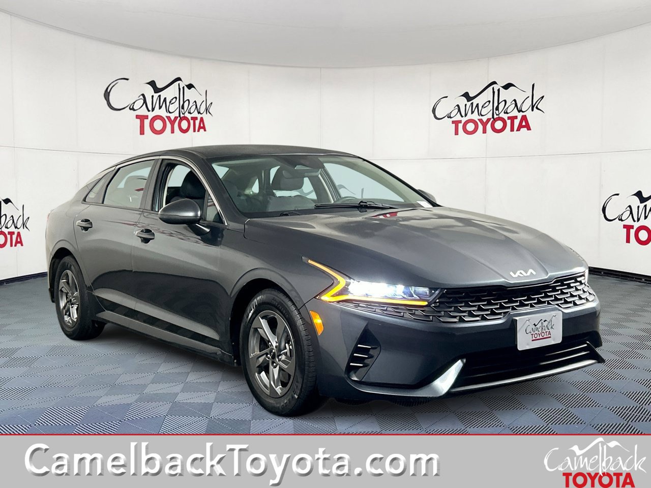 Used 2022 Kia K5 LXS FWD image 1