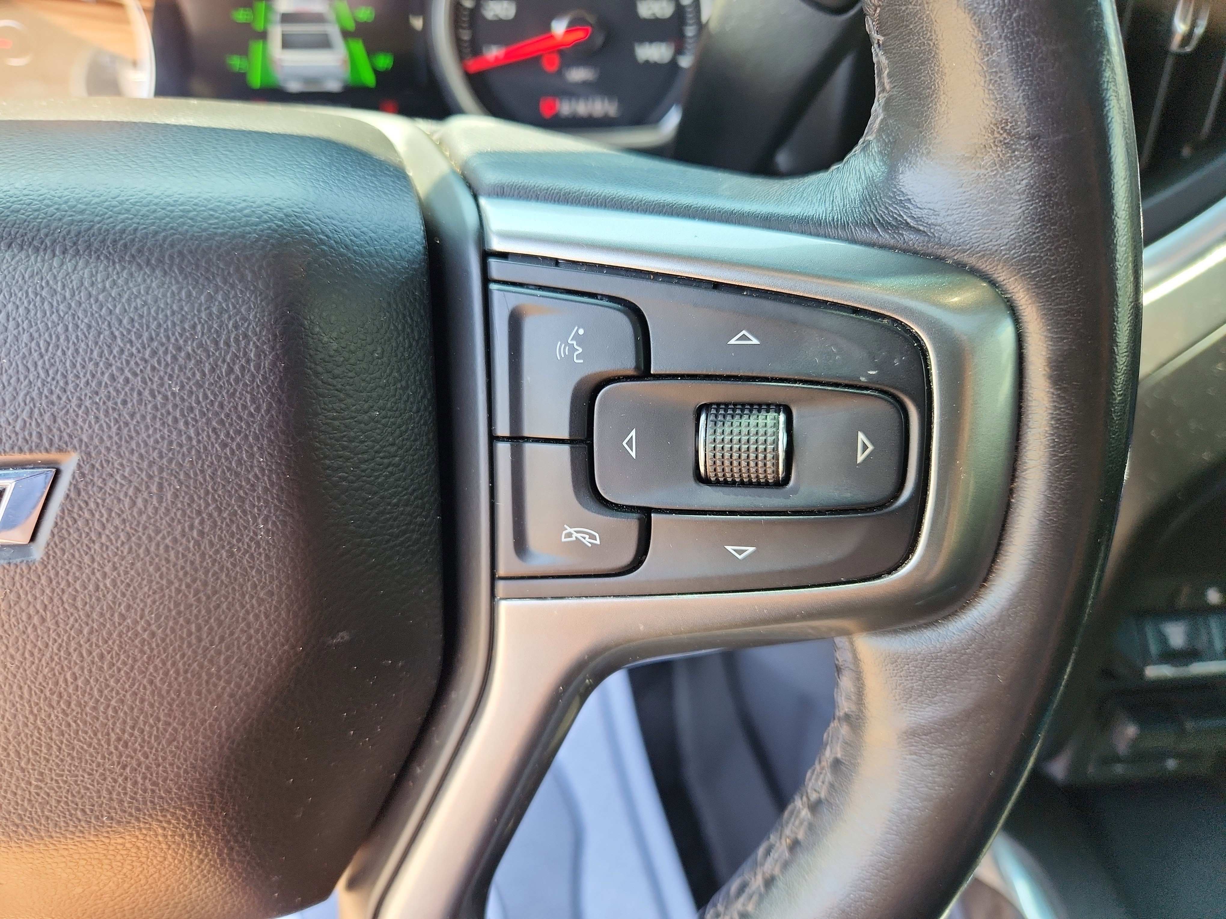 Used 2021 Chevrolet Silverado 2500 LTZ w/ LTZ Plus Package AWD/4WD image 32