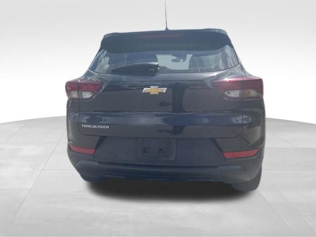 Used 2021 Chevrolet TrailBlazer LS FWD image 7