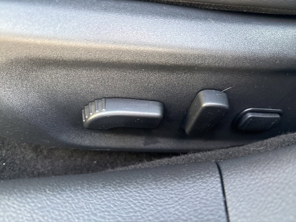 Used 2021 Nissan Sentra SR w/ SR Premium Package image 21