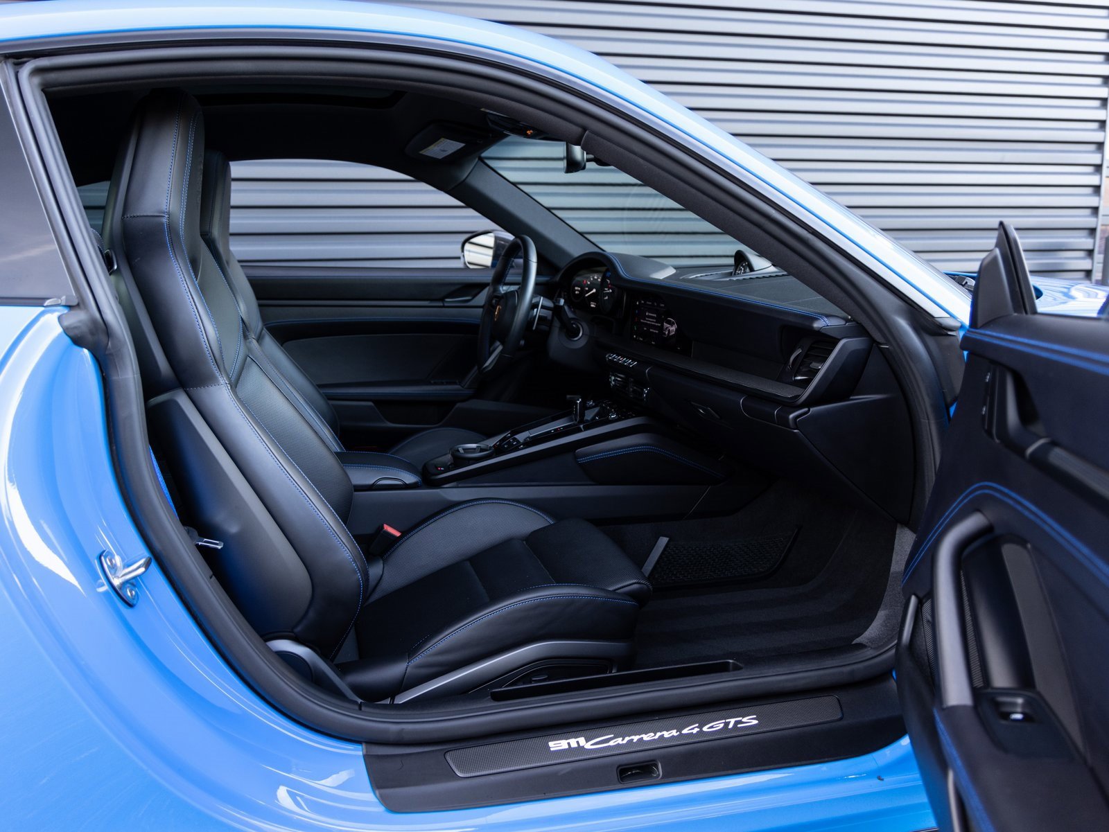 Certified 2022 Porsche 911 Carrera 4 GTS image 31