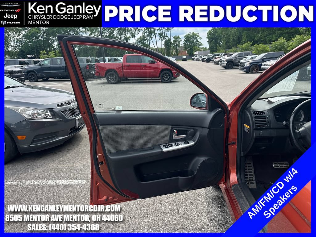 Used 2009 Kia Spectra5 SX FWD image 11