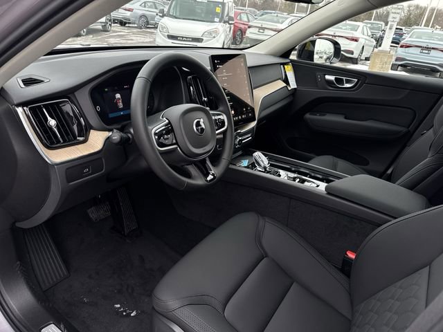 New 2026 Volvo XC60 B5 Plus w/ Protection Package Premier AWD/4WD image 10