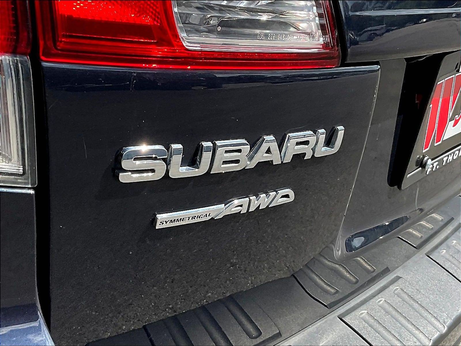 Used 2013 Subaru Outback 2.5i Limited w/ Moonroof Pkg AWD/4WD image 24