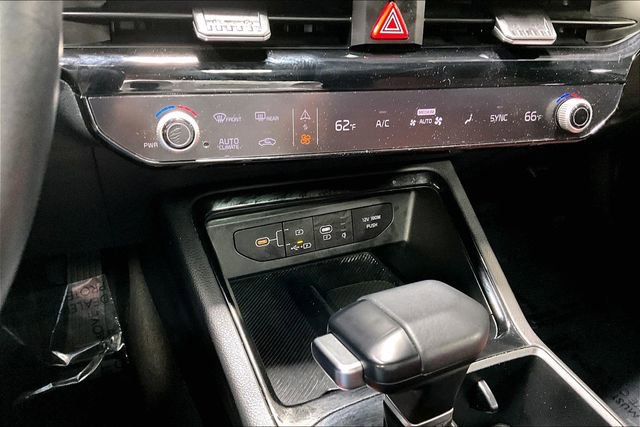 Used 2025 Kia K5 GT-Line w/ GT-Line Premium Package FWD image 16