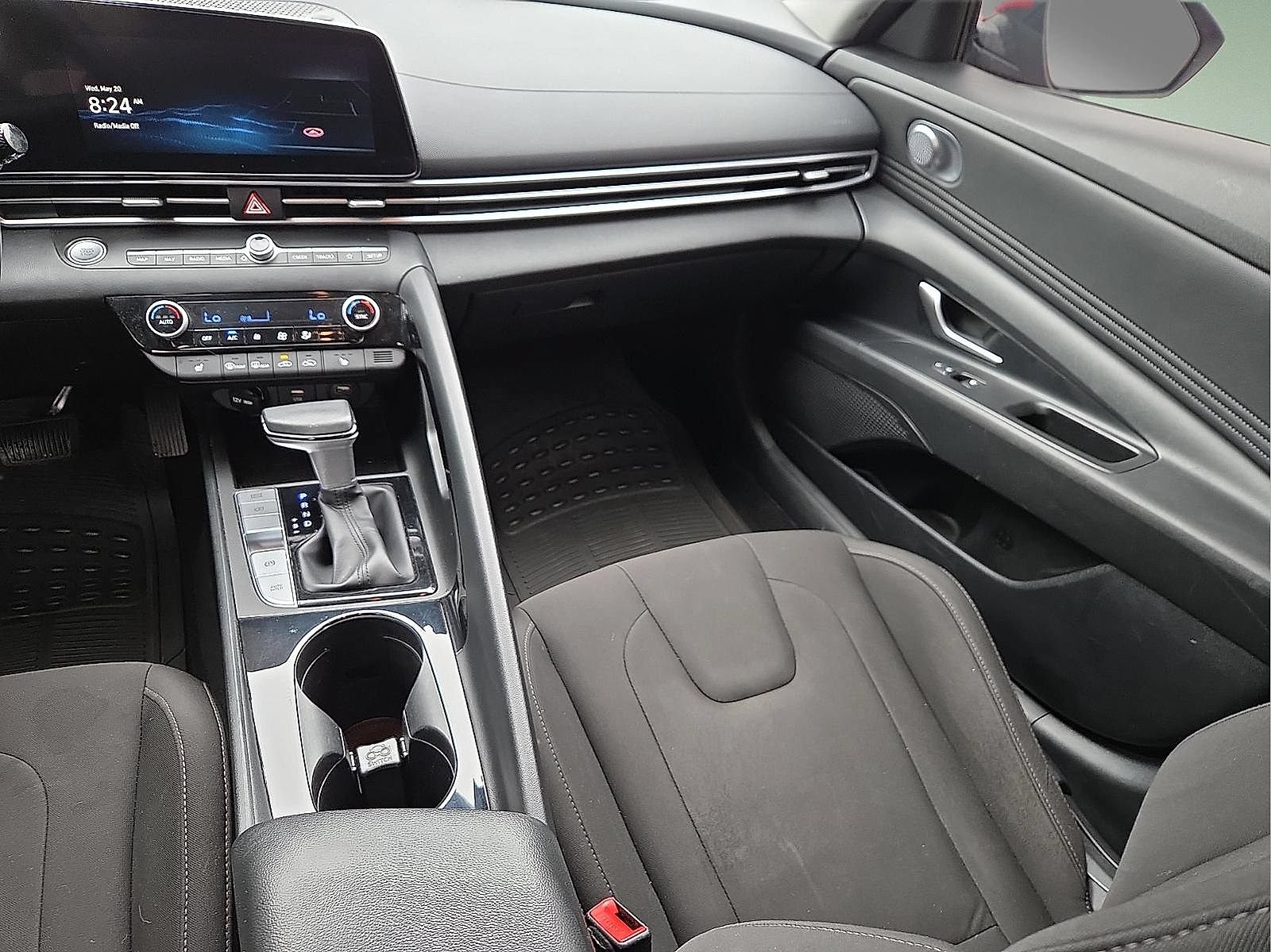 Used 2023 Hyundai Elantra SEL w/ Convenience Package FWD image 11