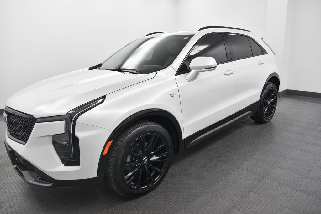 Used 2025 Cadillac XT4 Sport image 3