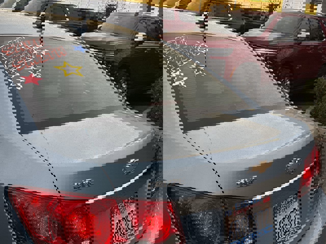 Used 2011 Chevrolet Cruze LT image 27