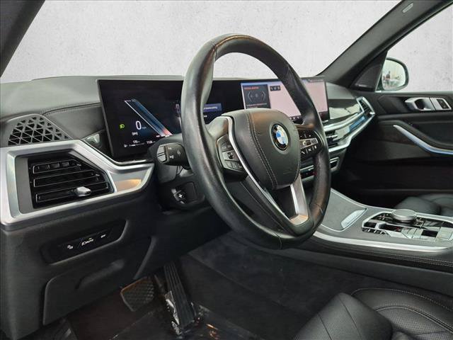 Used 2025 BMW X5 sDrive40i RWD image 10