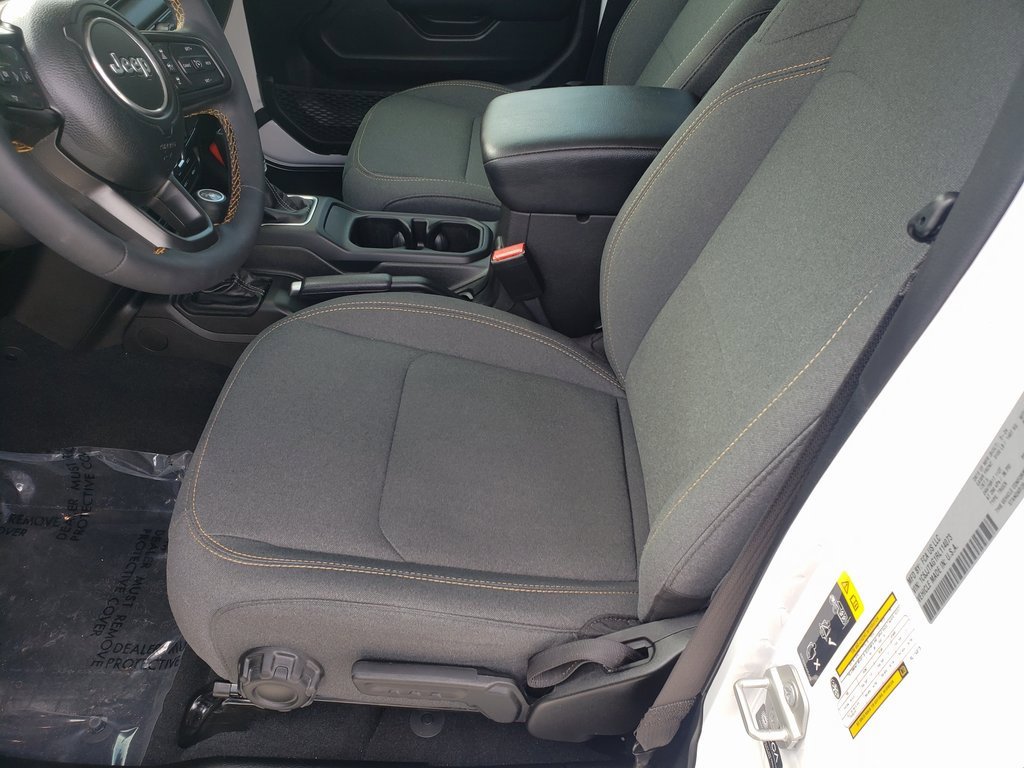 Used 2024 Jeep Gladiator Sport image 14