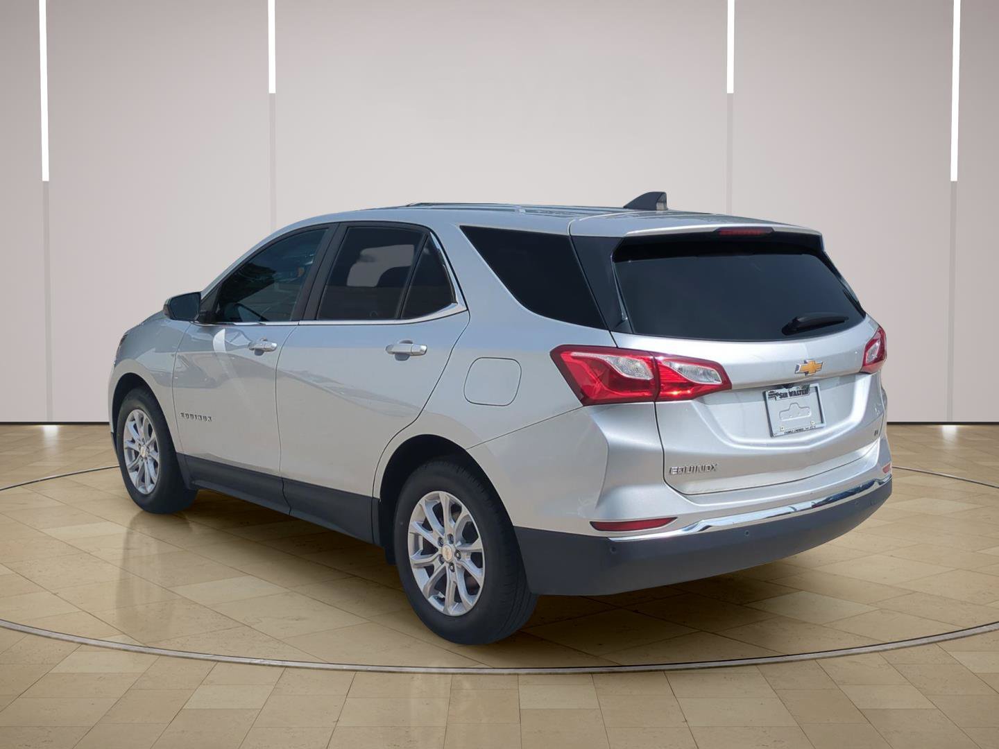 Used 2021 Chevrolet Equinox LT FWD image 9