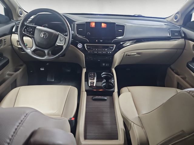 Used 2022 Honda Pilot Touring image 10