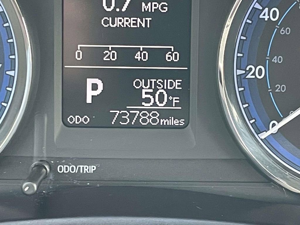 Used 2017 Toyota Corolla LE image 32