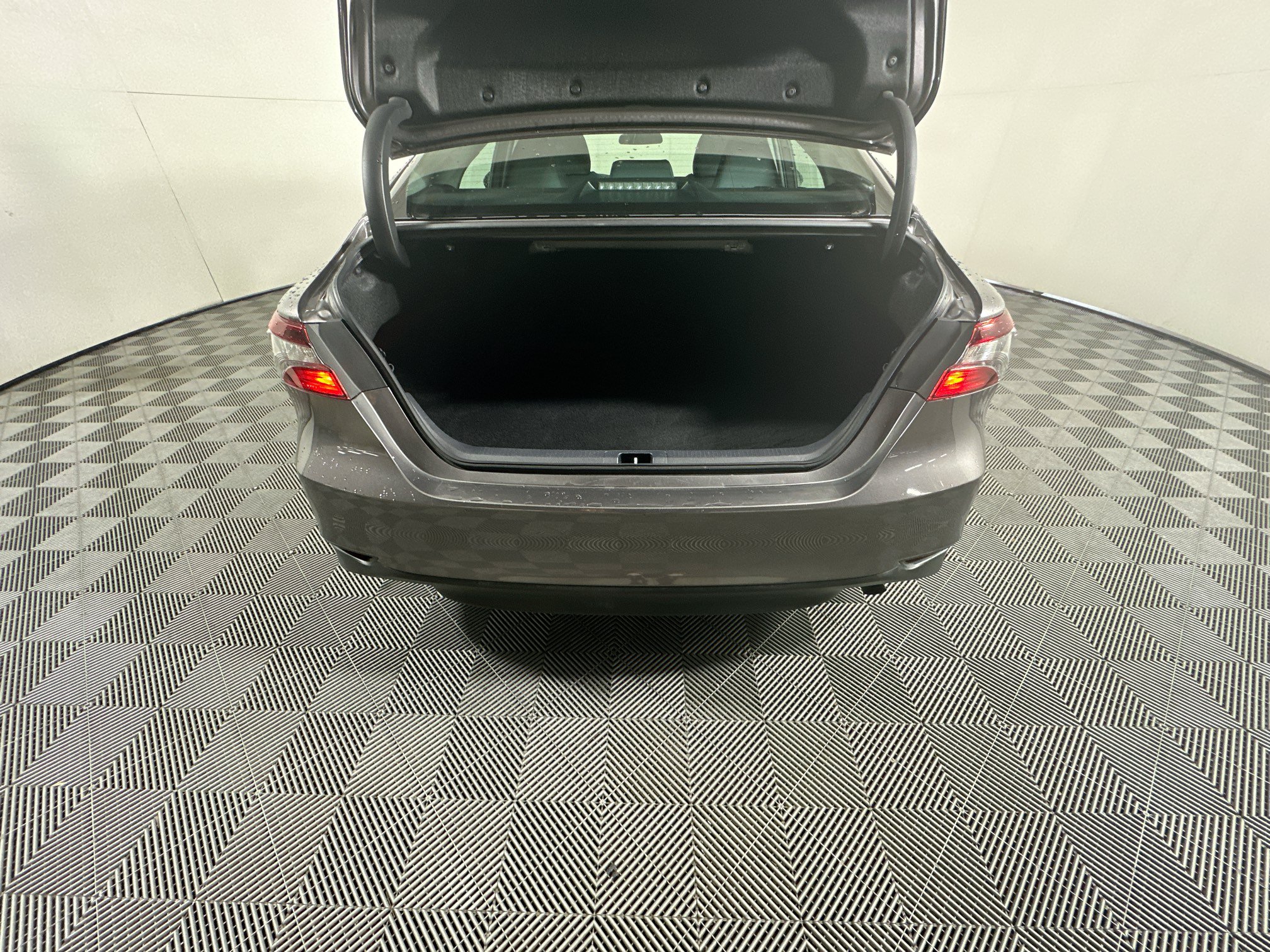 Certified 2024 Toyota Camry LE FWD image 30