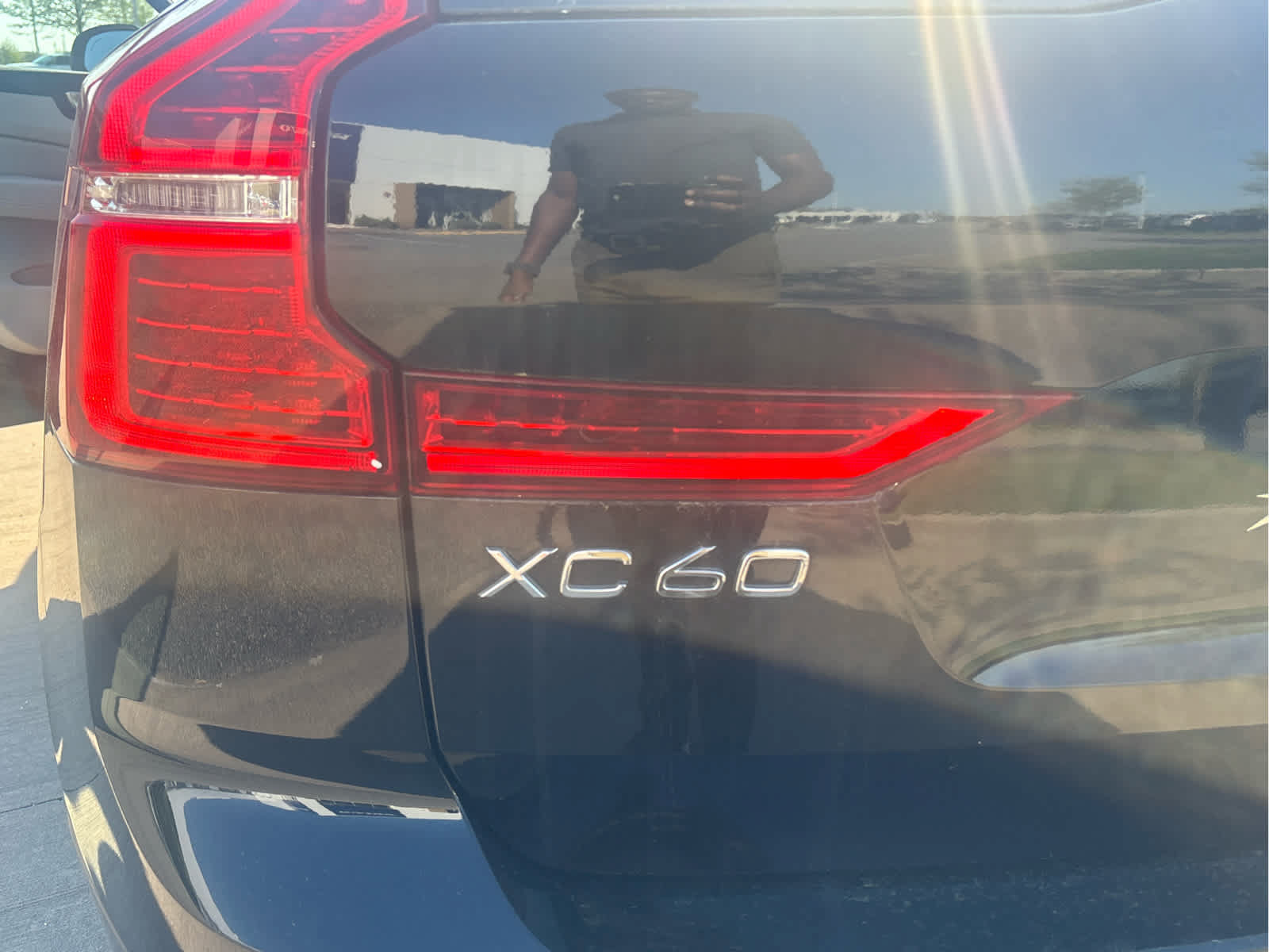 Used 2024 Volvo XC60 B5 Core w/ Climate Package AWD/4WD image 30