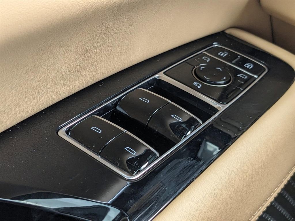 New 2025 Cadillac Escalade IQ Luxury 2 image 33