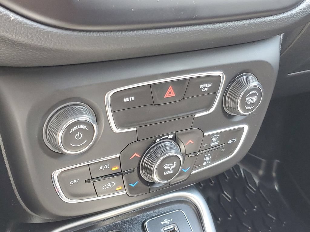 Used 2019 Jeep Compass Latitude AWD/4WD image 21