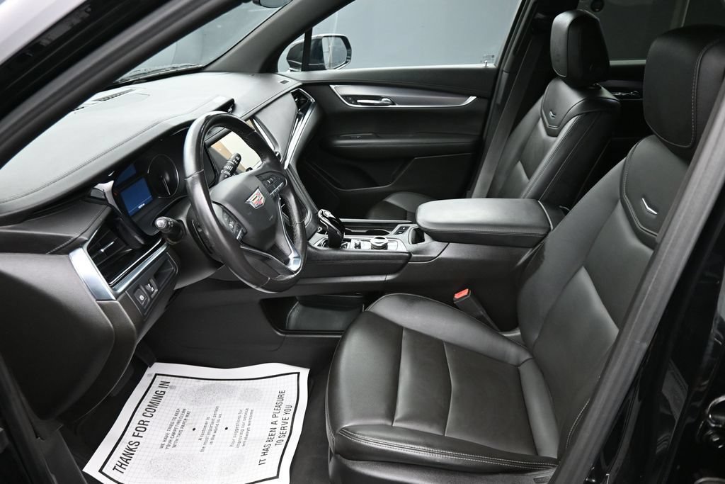 Used 2023 Cadillac XT6 Luxury AWD/4WD image 11