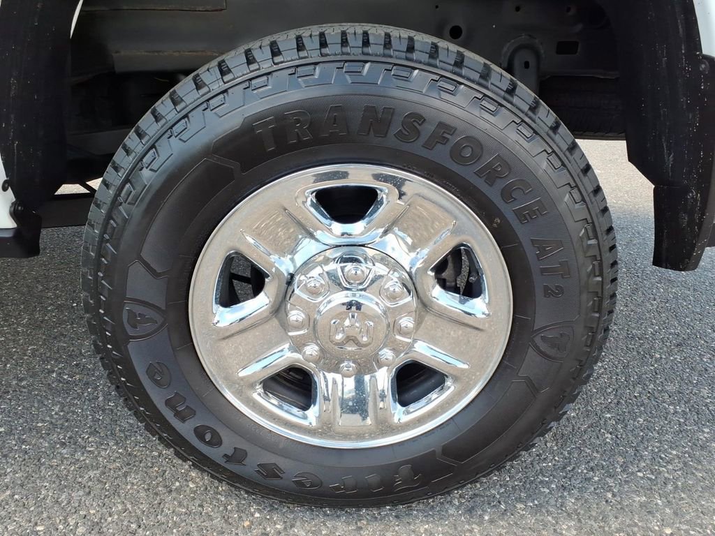 Used 2023 RAM 2500 Tradesman w/ Safety Group AWD/4WD image 17